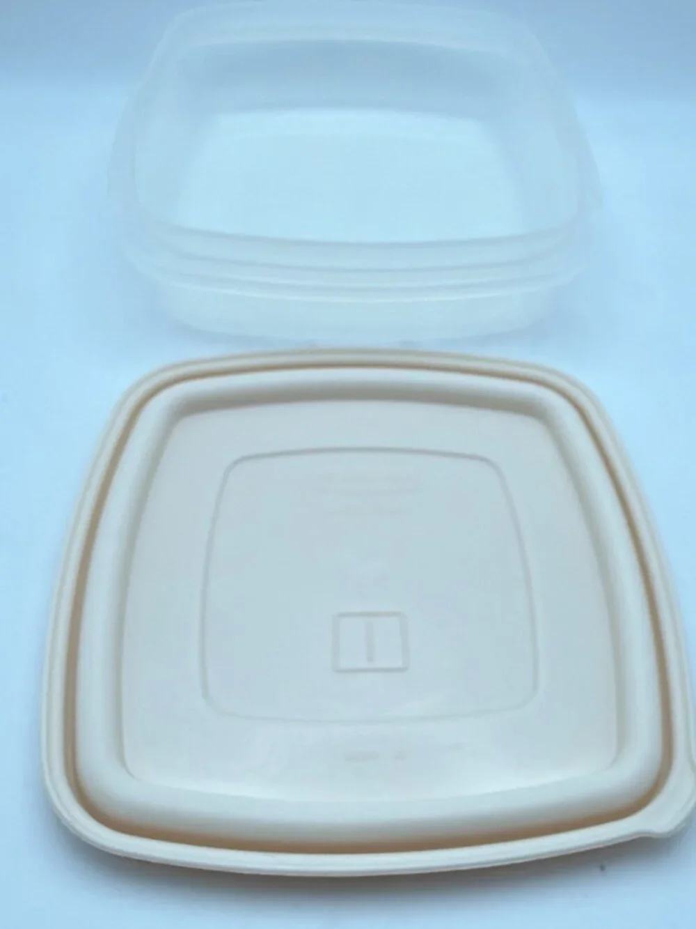 Rubbermaid Servin Saver‎ 2 Cup Square Food Storage Container 0009-10-D 0010-2-C